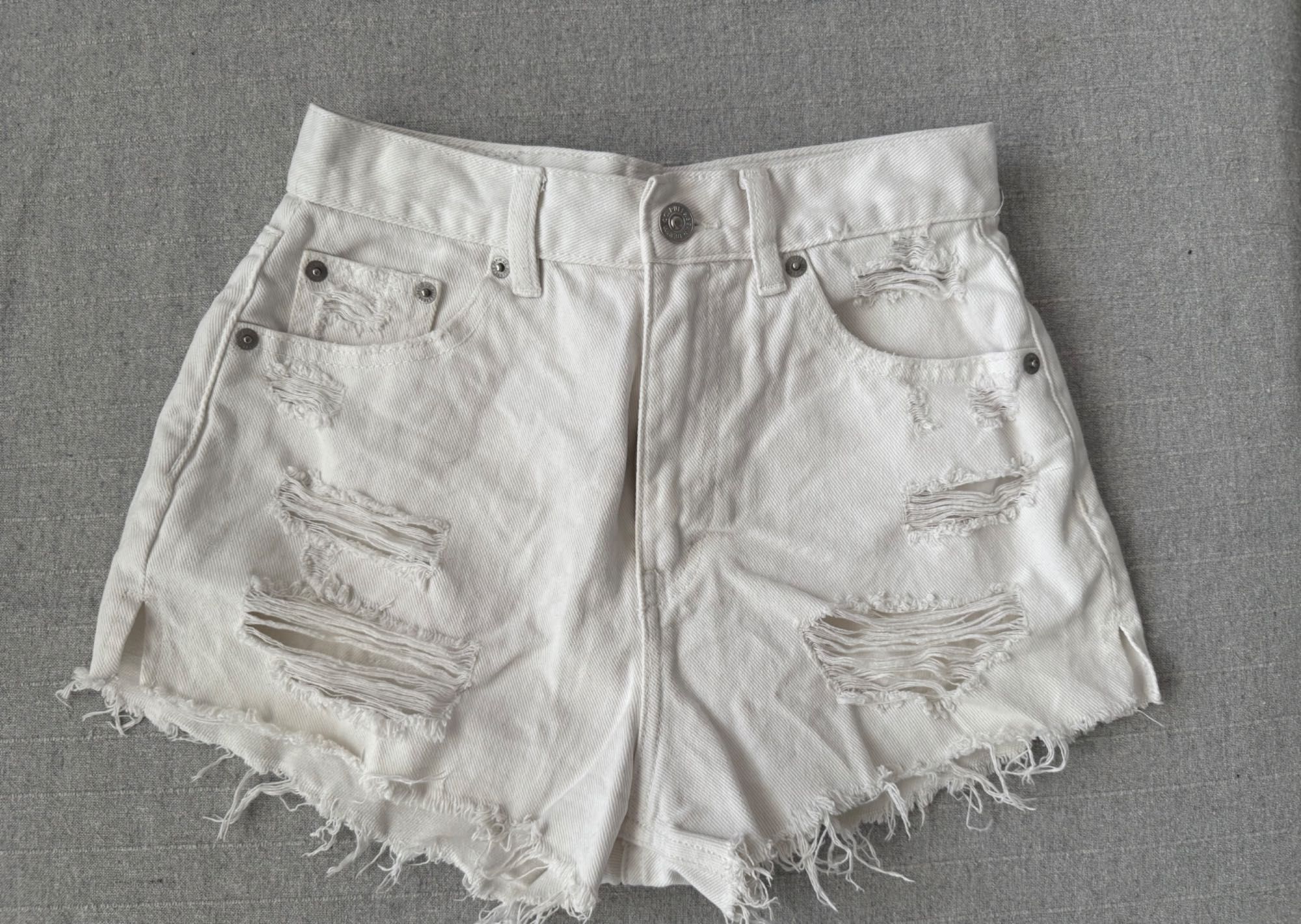 Различни модели къси панталони Zara, H&M, Pull&Bear