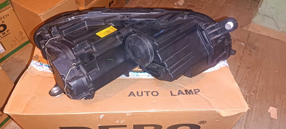 ФАР VW Passat 2011-2015