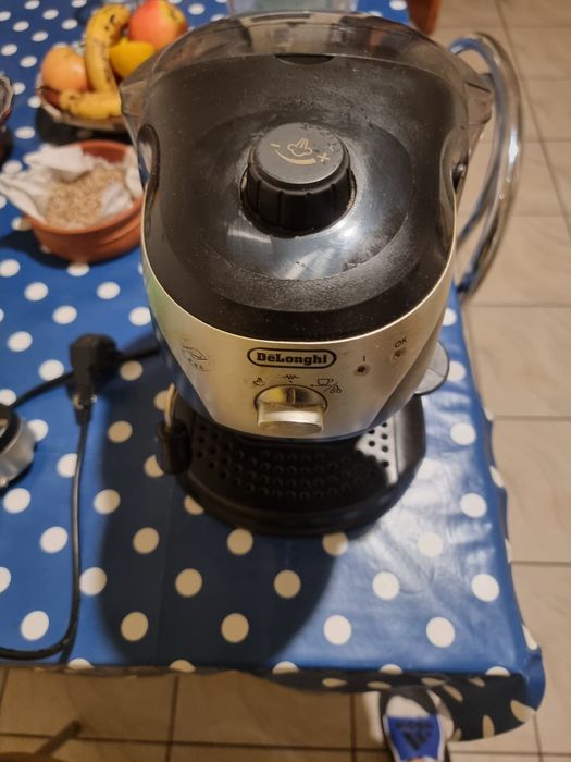 Aparat de cafea DeLonghi, 6 programe de cafea