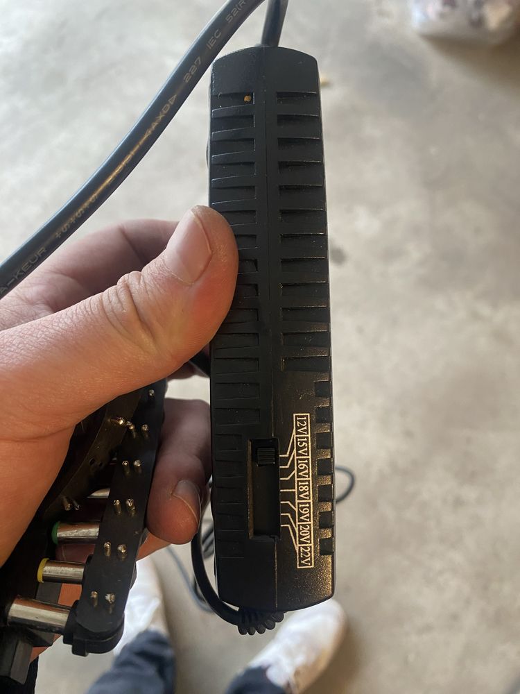 Invertor 24v-12(22v)