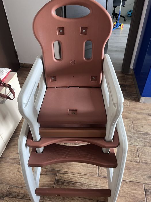 Scaun de masa bebelus  2in1