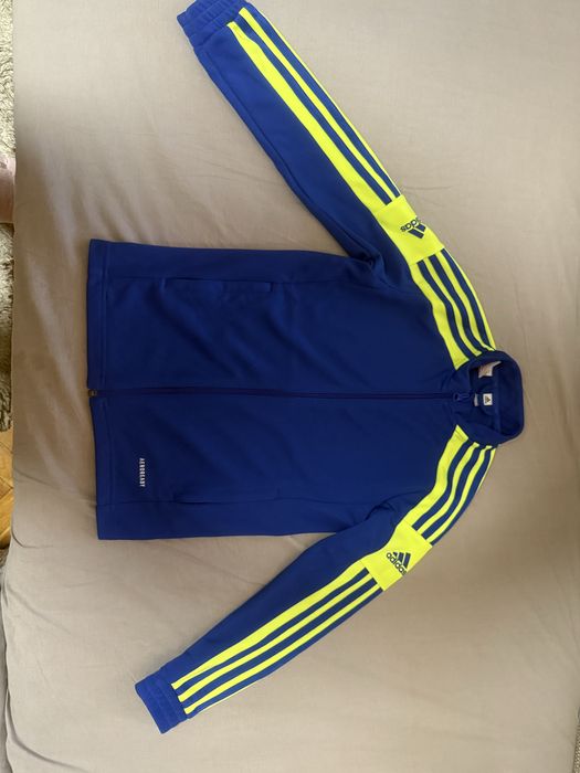 Горнище Adidas - оригинално