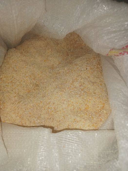 Vând uruiala doar din porumb sau in amestec cu grau