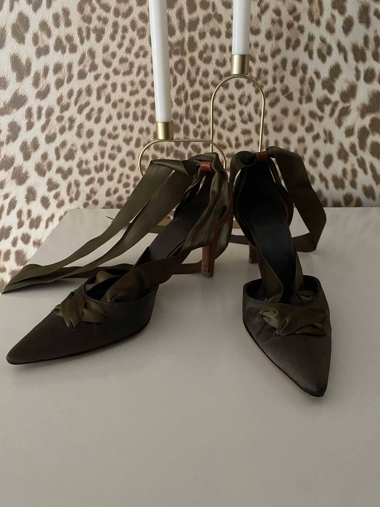 Pantofi Yves Saint Laurent khaki