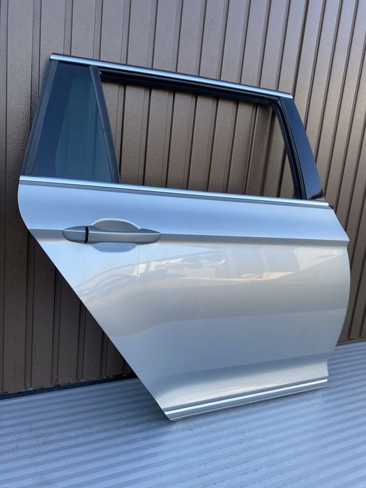 Usa dr spate combi vw Passat B8 cod culoare LB7W (Impecabila)2015-2020