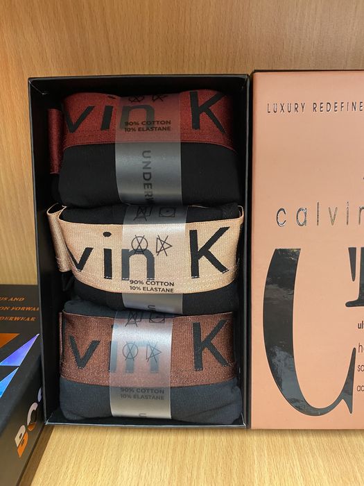 Boxeri calvin model nou 90 lei