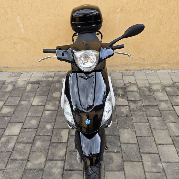Piaggio Fly 125 cc categ B
