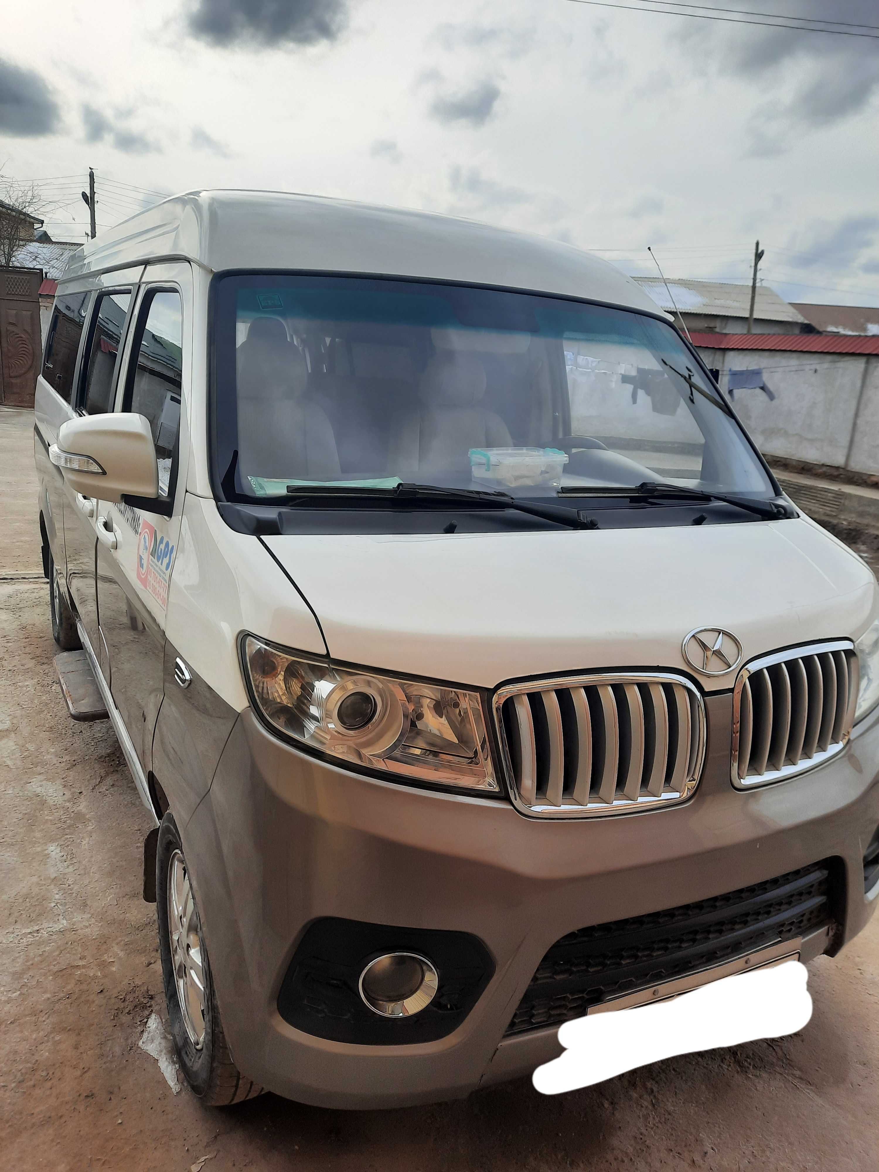 SHINERAY X30L Микроавтобус