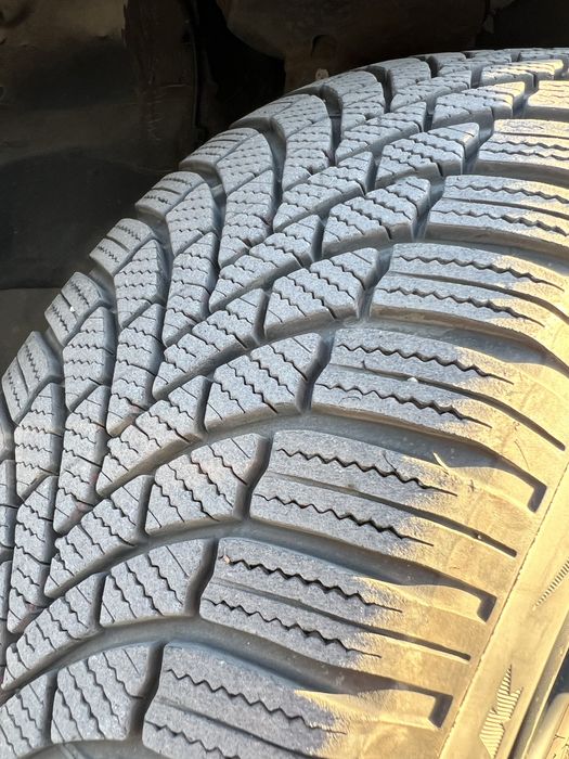 195 65 15 зимни Тойота