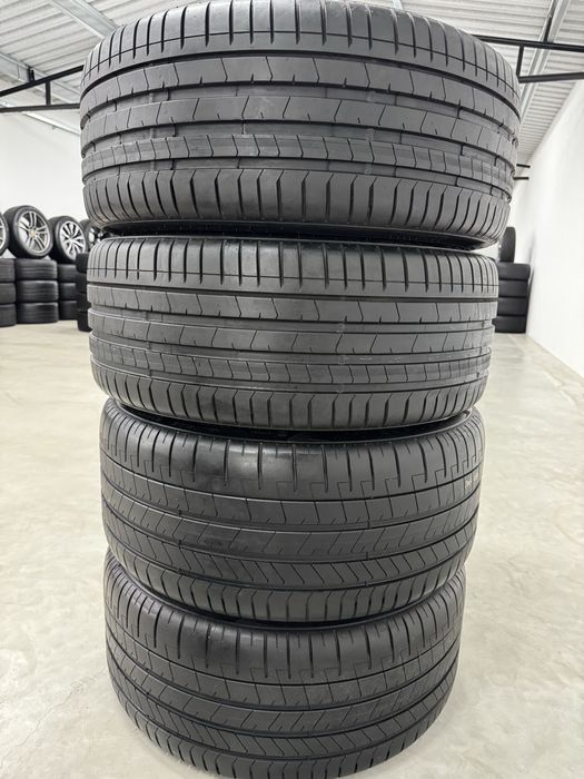 Jante Bmw X5 X6 R22 G05 G06 Originale M742 Pirelli 35/2024 Vara 99%