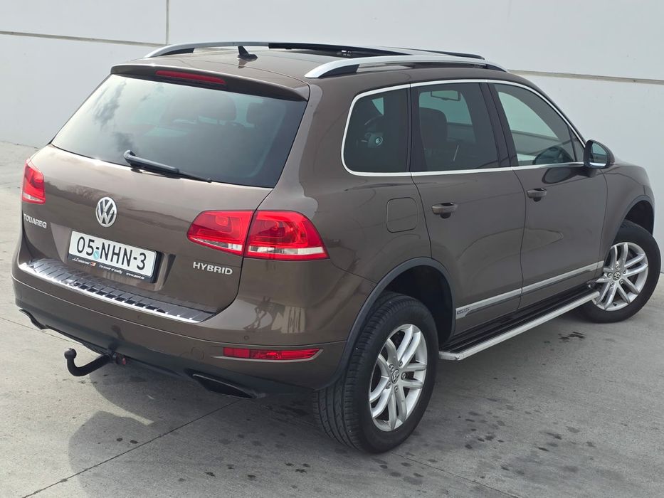 Volkswagen Touareg Hybrid fulloption piele țeapă navi camere xenon