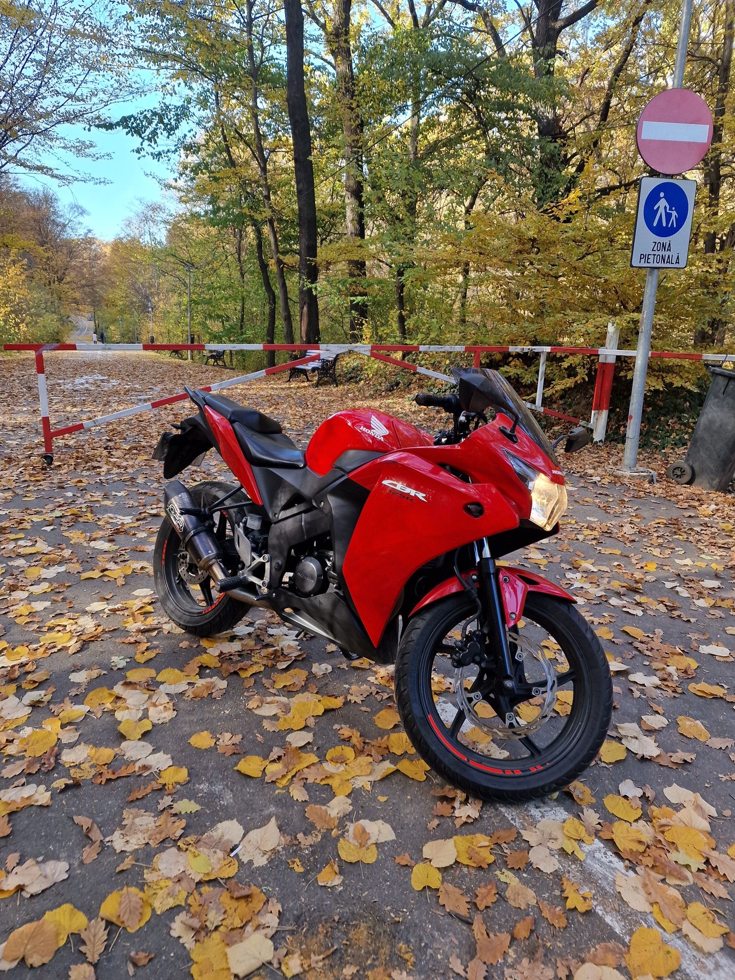 Vand honda Cbr 125 R 2014