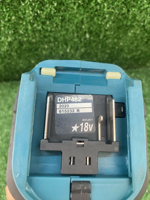 Ударен винтоверт Makita DHP482