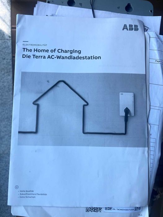 ABB Wallbox 22KW зарядна станция като нова