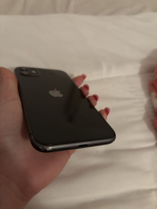 vand iphone 11 in stare buna