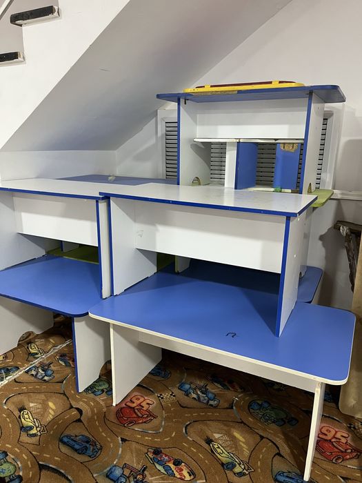 Детские столы и стулья