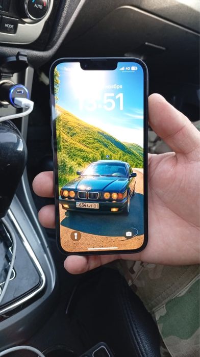 Продам айфон 16е