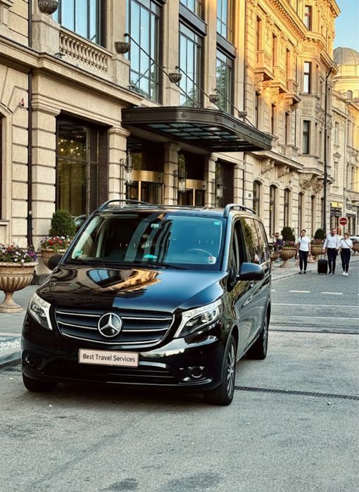 Inchiriez Mercedes Vito 9 Locuri