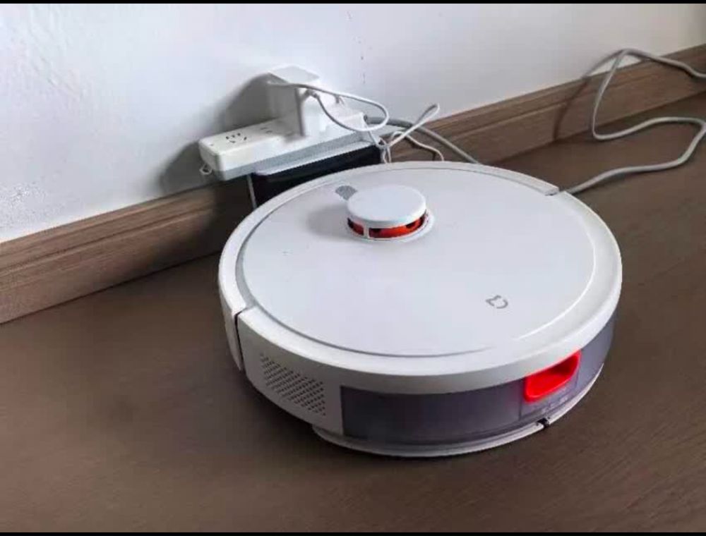 Пылесос xiaomi 3C почти новый