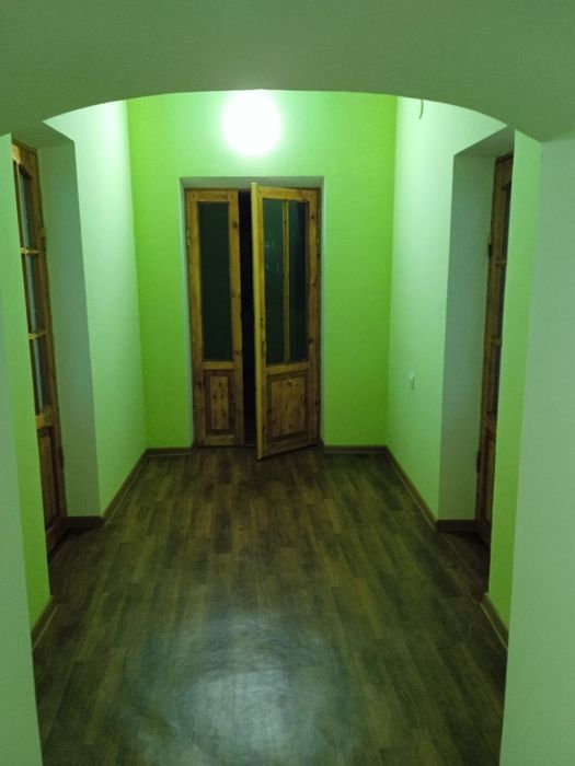 Кибрай тумани Жамбул м.ф.й да 4хона,20 сотиг хонадон сотилади