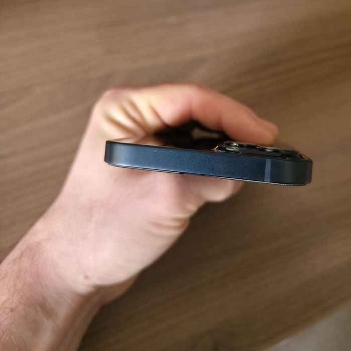 iPhone 13 – Albastru (Blue / Mid Blue)