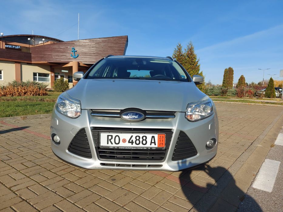 Vând Ford focus,anul 2012, euro 5,1.6 Tdci, adusă pe roti din Germania