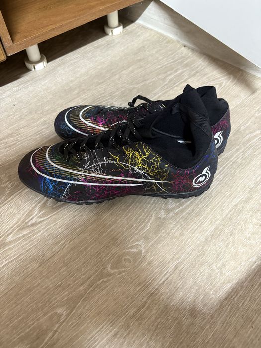 Обувь спортивный