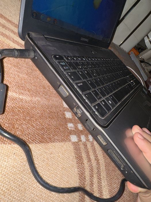 Продавам лаптоп compaq presario CQ60 note