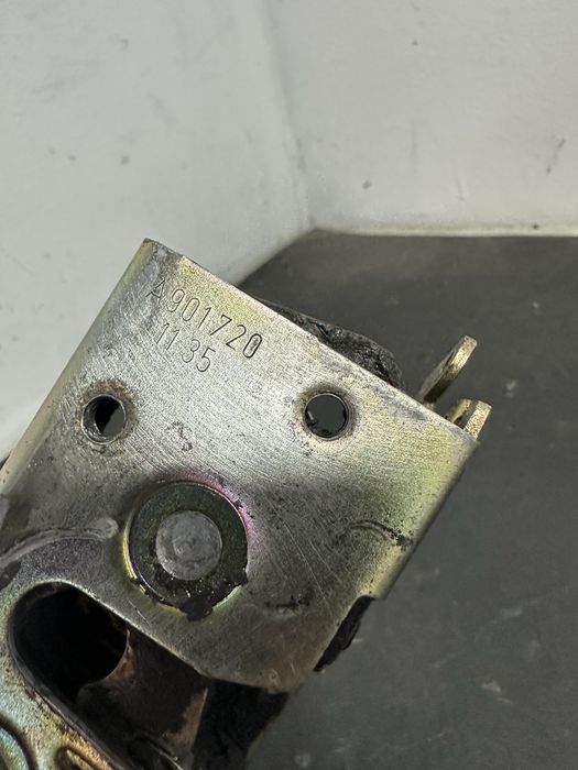 Broasca usa dreapta spate Mercedes Sprinter  W905 1995-2006 316cdi 313