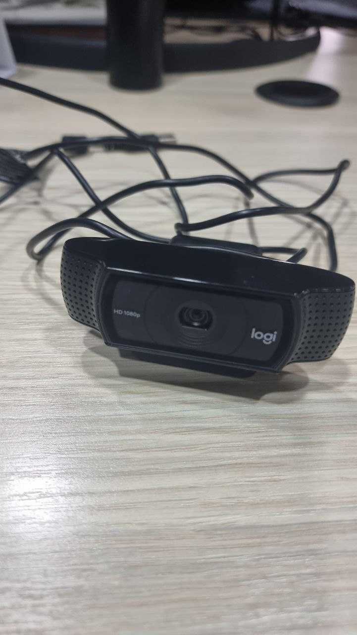 Веб-камера Logitech C920