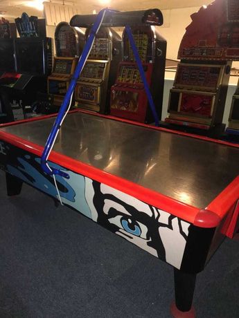 masa cu fise air hockey arcade machine