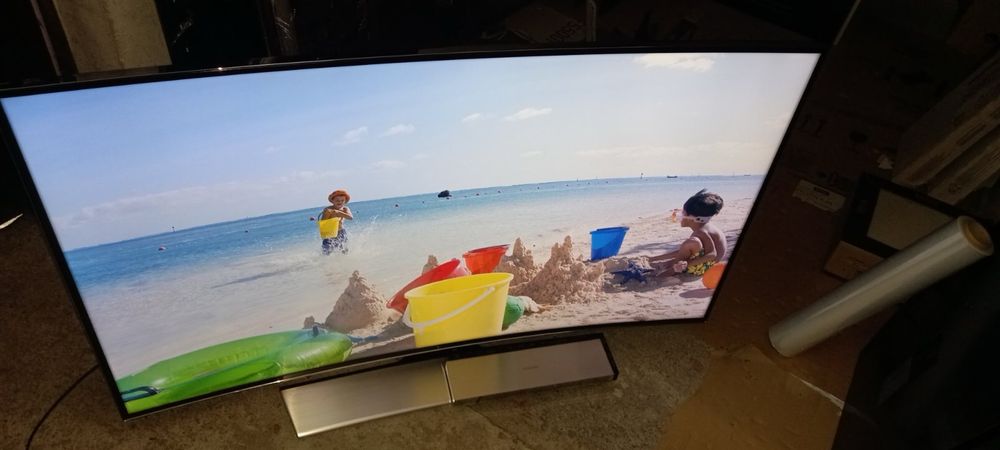 Телевизор Samsung Smart 4K Model UE55HU8580Q