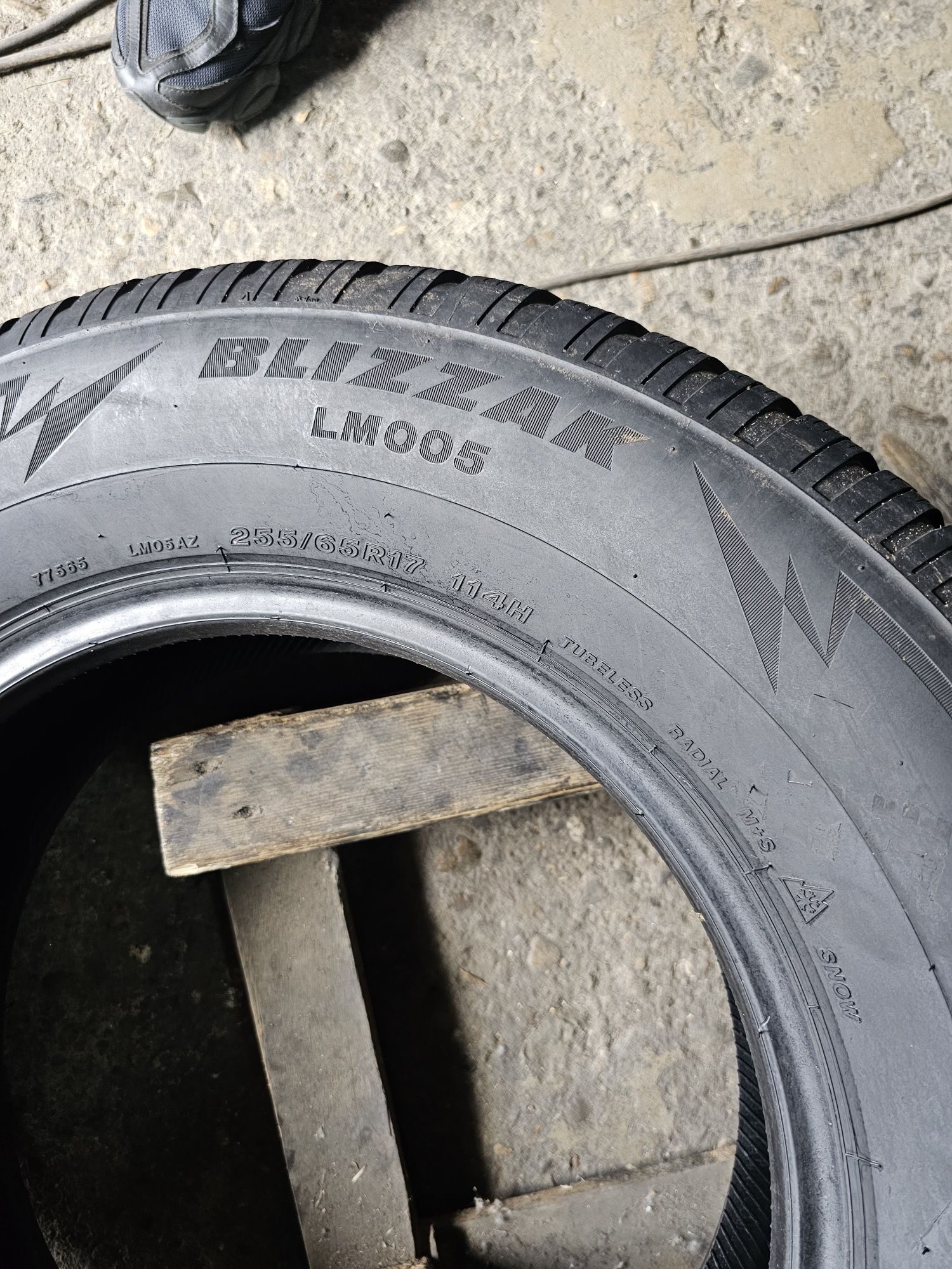 2 anvelope iarna 255 65 17 Bridgestone 2020