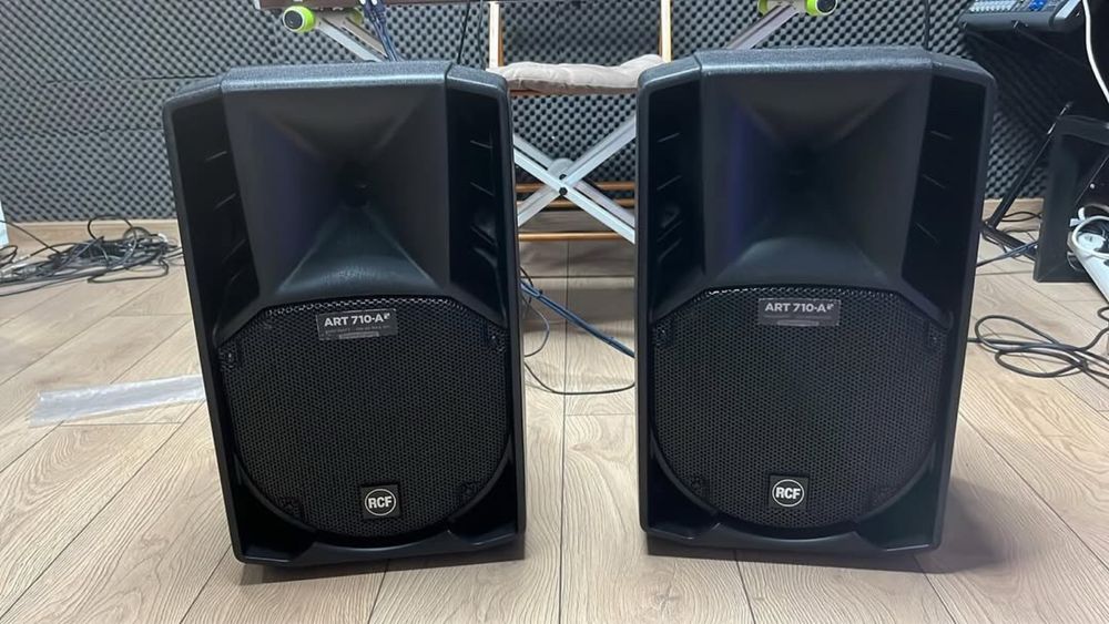 Vând RCF ART 710 mk 4