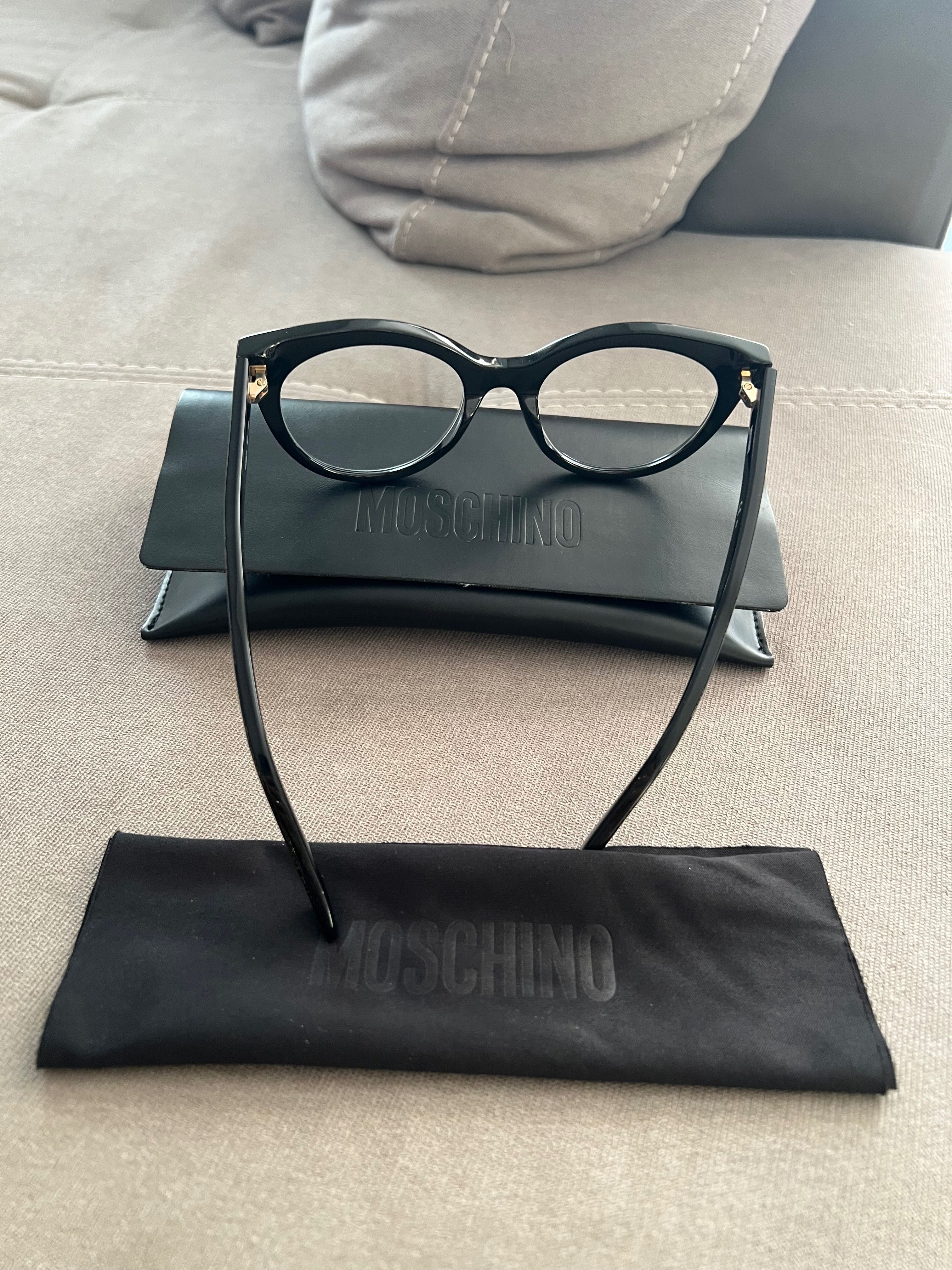 Нови! Рамки са очила Moschino