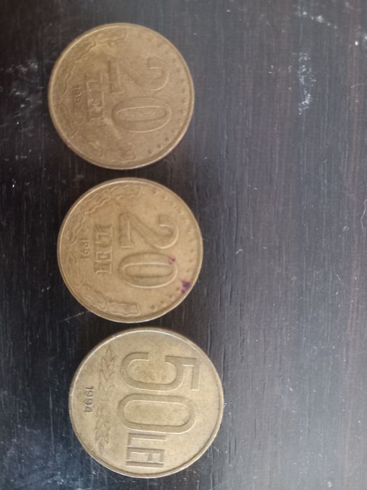 Monezi vechi de vanzare