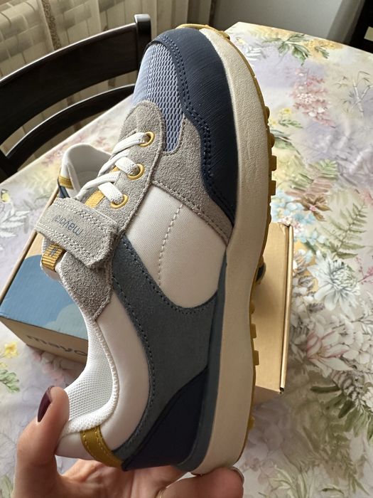 Маратонки майорал