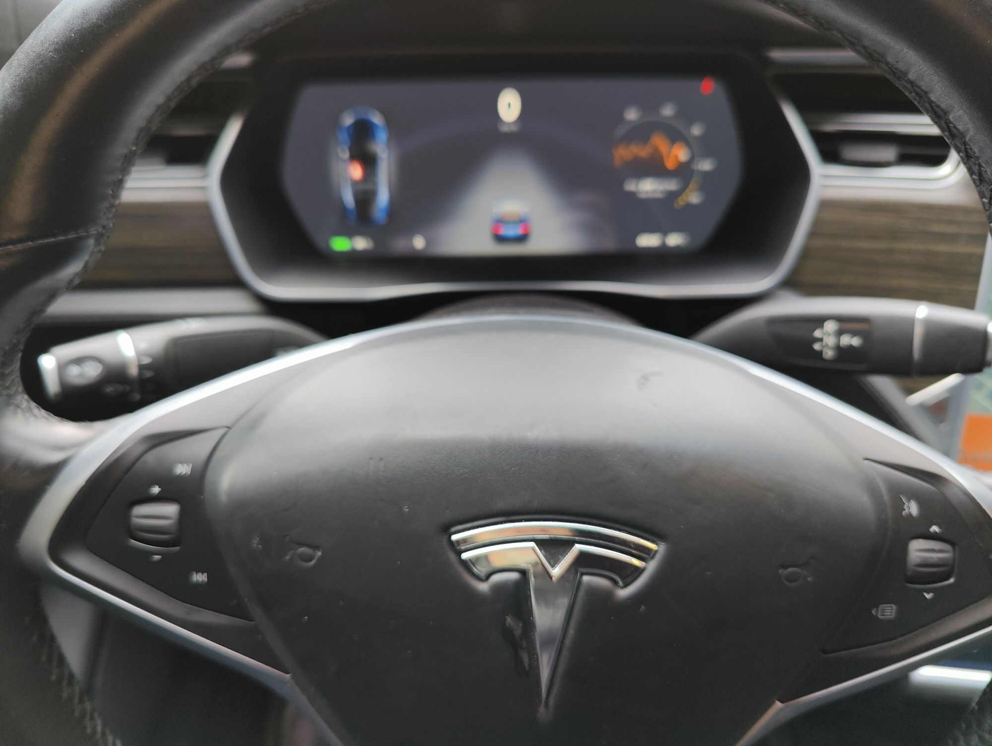 Tesla model s/x airbag