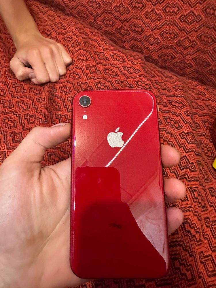 Продам iphone xr
