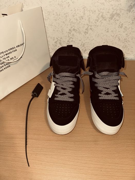 Off White vulcanized