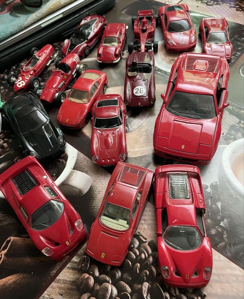 Колички.  Ferrari