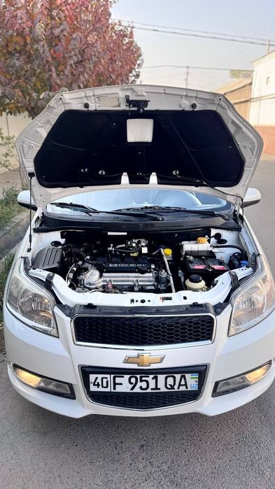 Nexia 3 ideal xolati yangi