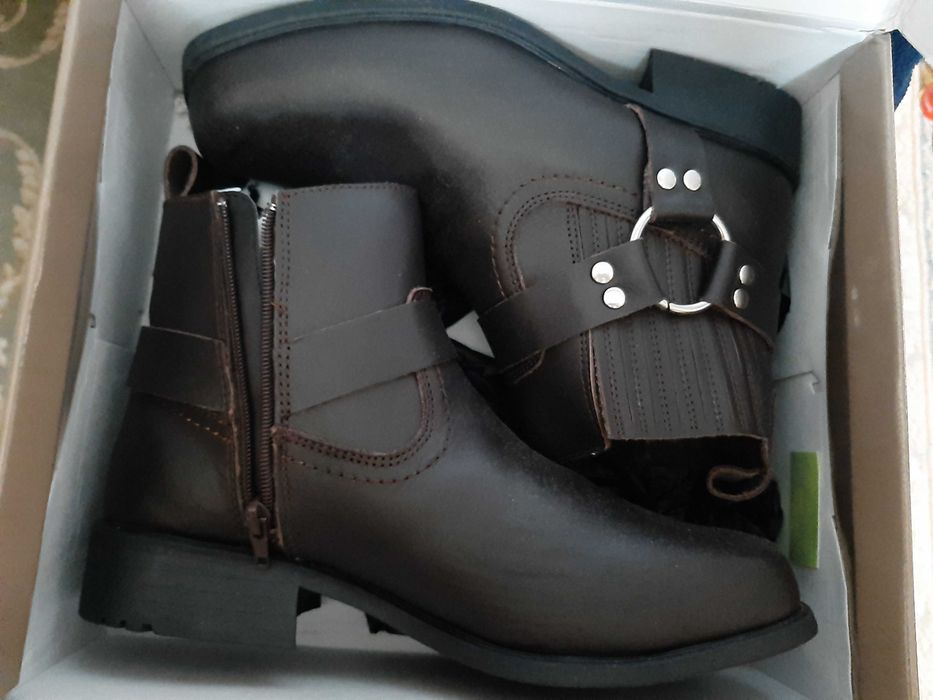 Обувки на марка Livergy на Лидл