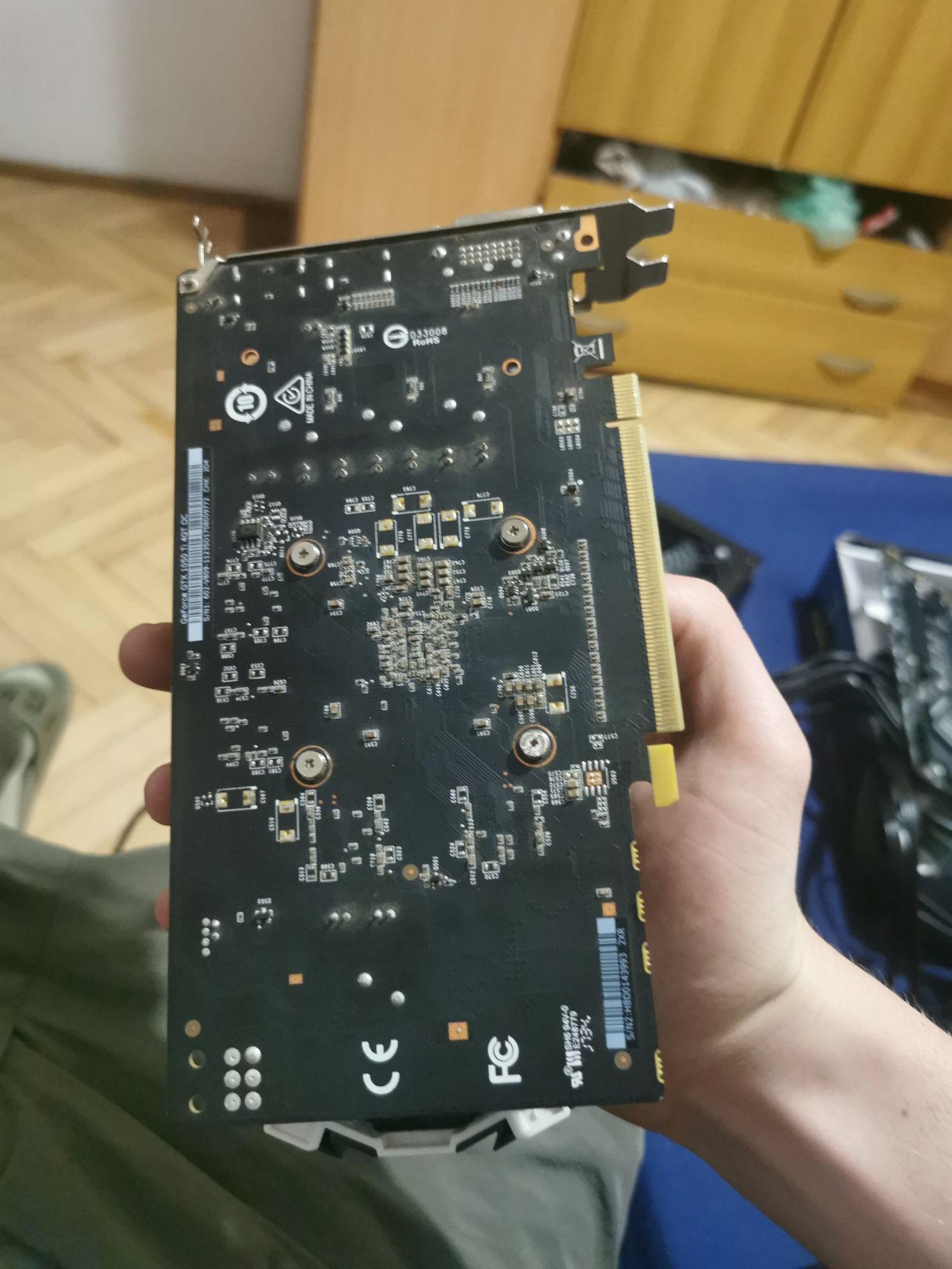 Placa video Nvidia msi 1050 ti