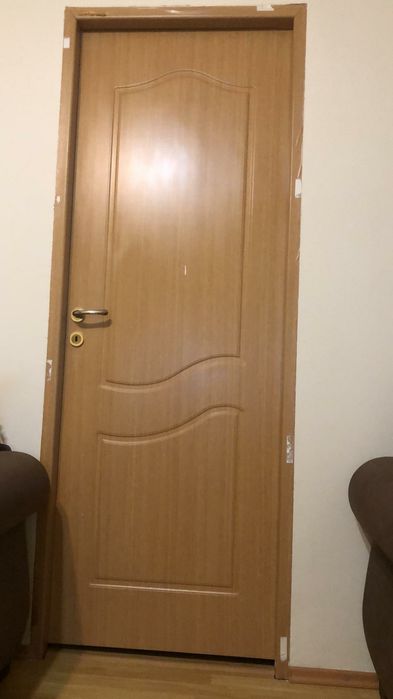 Montaj usi interior exterior. Parchet laminat și mobilă de ori ce fel.