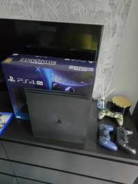 PS 4 Pro с 3 бр. Dualshock 4 и 3 игри