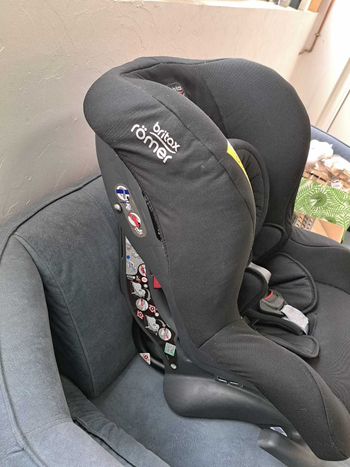 Britax Römer FIRST CLASS PLUS 0 + / 1 (birth-18 kg)