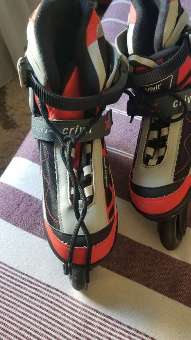 Role cu roti în linie din silicon.