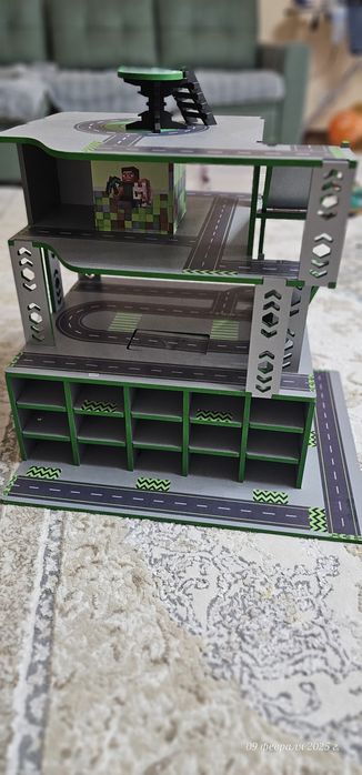 Продаётся  база для машин minecraft