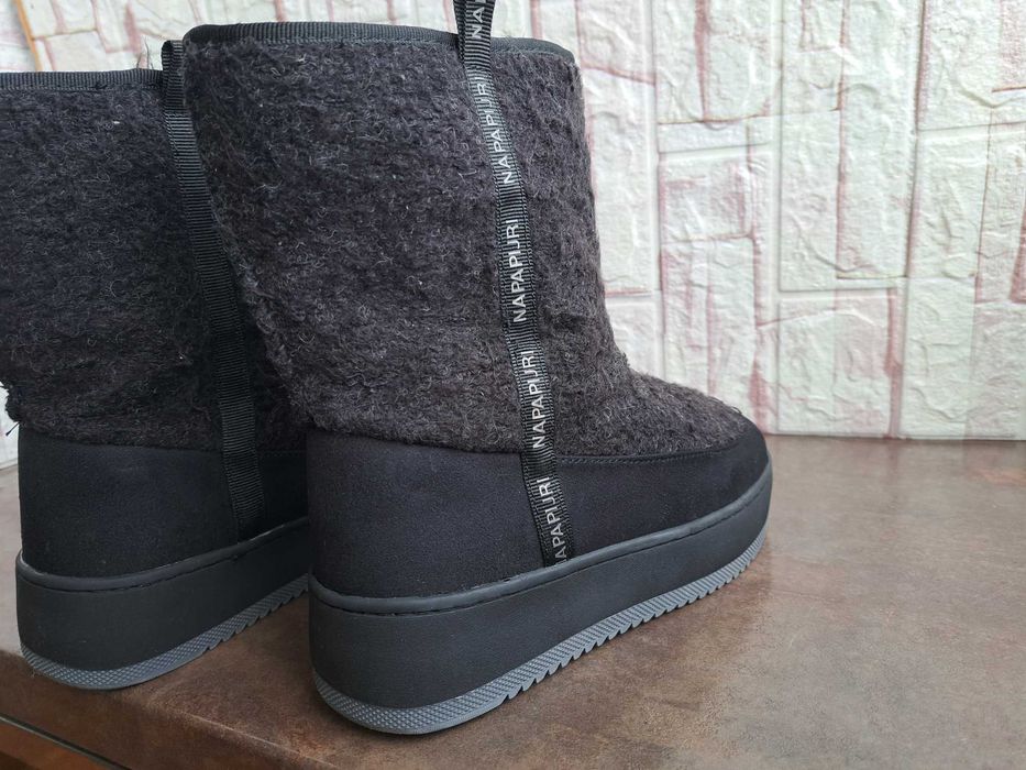 дамски ботуши,зимни обувки,боти,апрески,Napapijri номер39,платформа